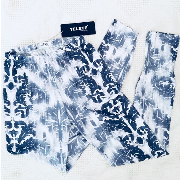 Pants - LAST ONE!  Silky, boho Fleur-de-Lis leggings